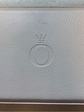 Pandora Limited Edition leather Case with embossed Logo in Blush/cream.